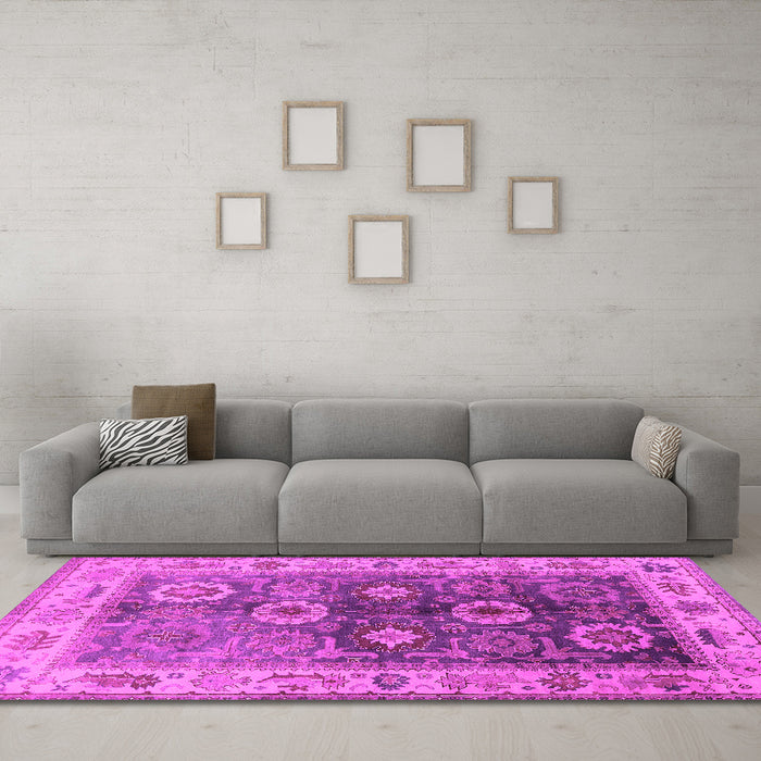 Machine Washable Oriental Pink Industrial Rug in a Living Room, wshurb2875pnk
