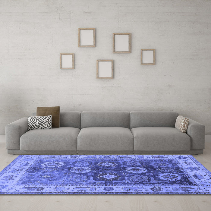 Machine Washable Oriental Blue Industrial Rug in a Living Room, wshurb2875blu