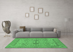 Machine Washable Oriental Emerald Green Industrial Area Rugs in a Living Room,, wshurb2876emgrn