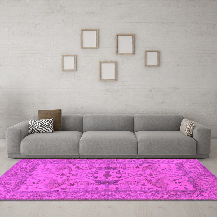 Machine Washable Oriental Pink Industrial Rug in a Living Room, wshurb2876pnk
