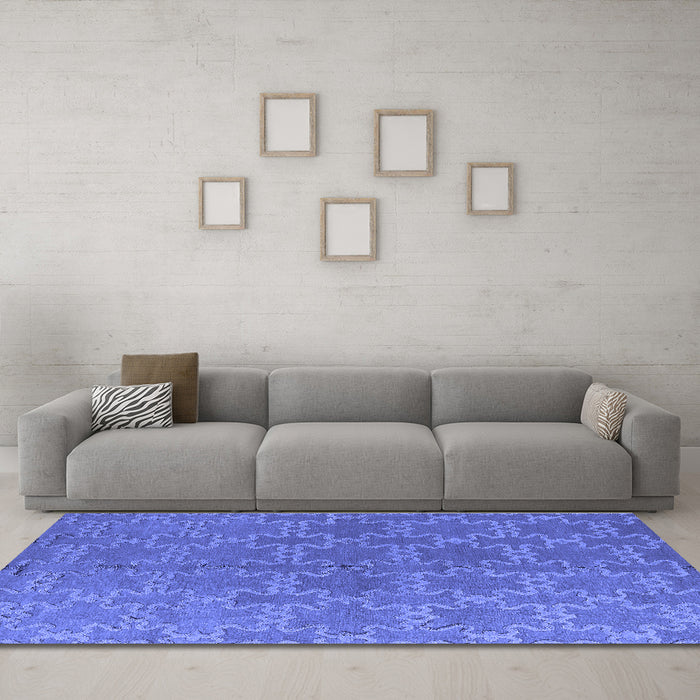 Machine Washable Oriental Blue Industrial Rug in a Living Room, wshurb2881blu