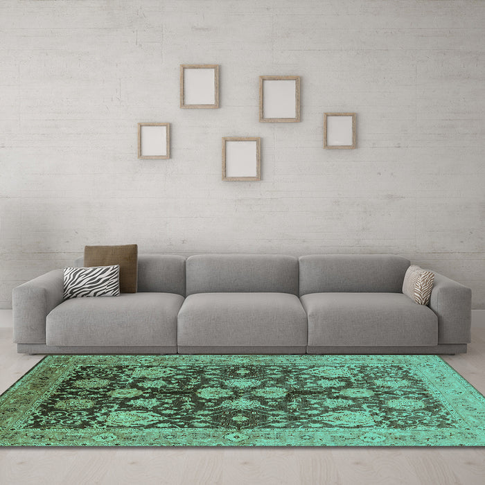 Machine Washable Oriental Turquoise Traditional Area Rugs in a Living Room,, wshurb2883turq