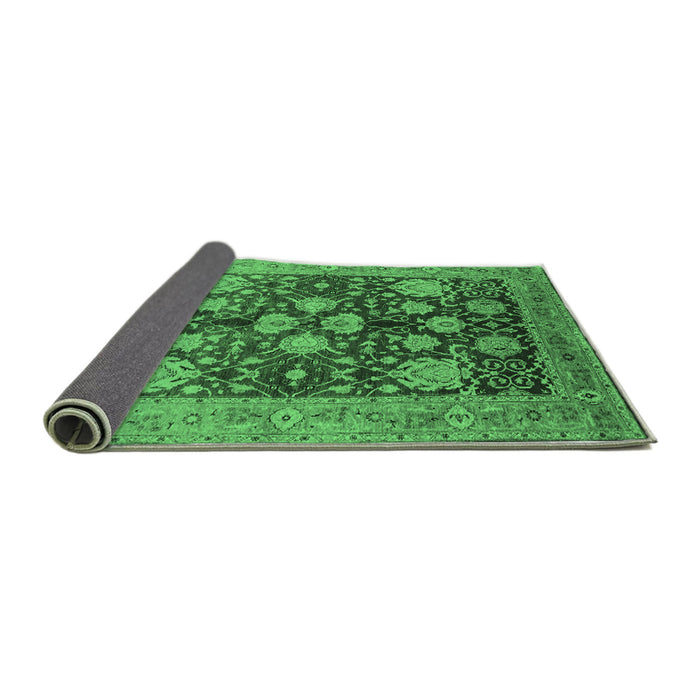 Sideview of Oriental Emerald Green Traditional Rug, urb2883emgrn