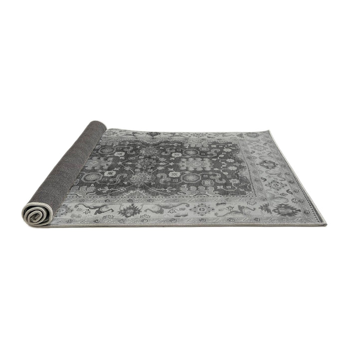 Sideview of Oriental Gray Traditional Rug, urb2886gry