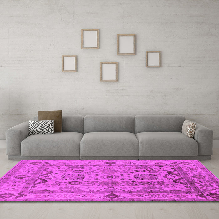 Machine Washable Oriental Pink Traditional Rug in a Living Room, wshurb2888pnk