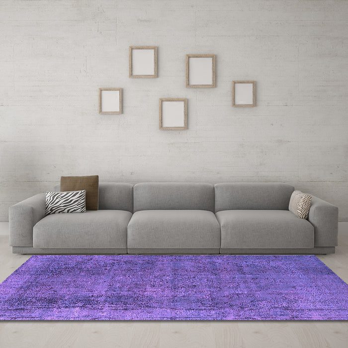 Machine Washable Oriental Purple Industrial Area Rugs in a Living Room, wshurb2893pur
