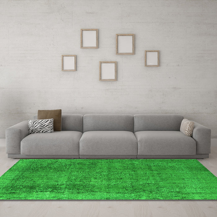 Machine Washable Oriental Green Industrial Area Rugs in a Living Room,, wshurb2893grn