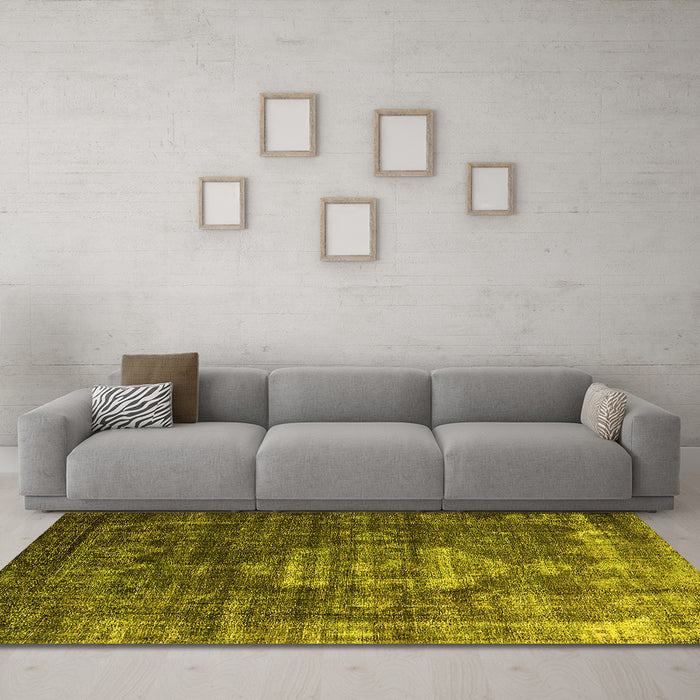 Machine Washable Oriental Yellow Industrial Rug in a Living Room, wshurb2894yw