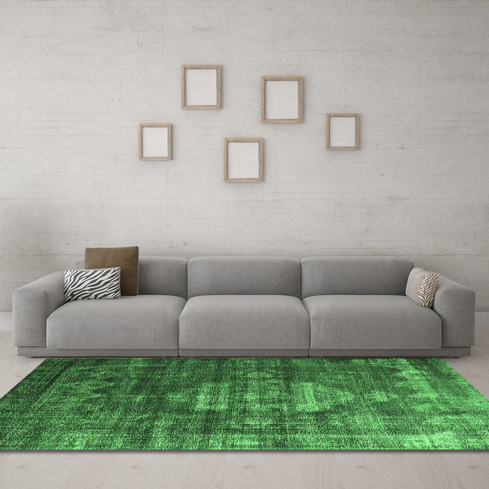 Machine Washable Oriental Emerald Green Industrial Area Rugs in a Living Room,, wshurb2894emgrn