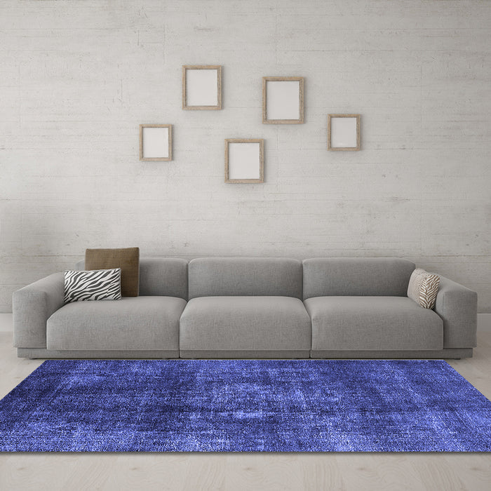 Machine Washable Oriental Blue Industrial Rug in a Living Room, wshurb2895blu