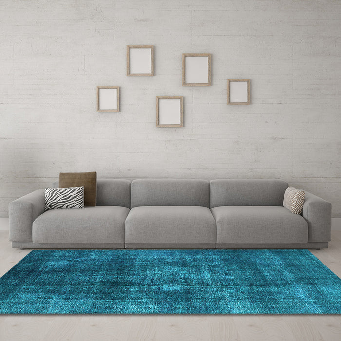 Machine Washable Oriental Light Blue Industrial Rug in a Living Room, wshurb2895lblu