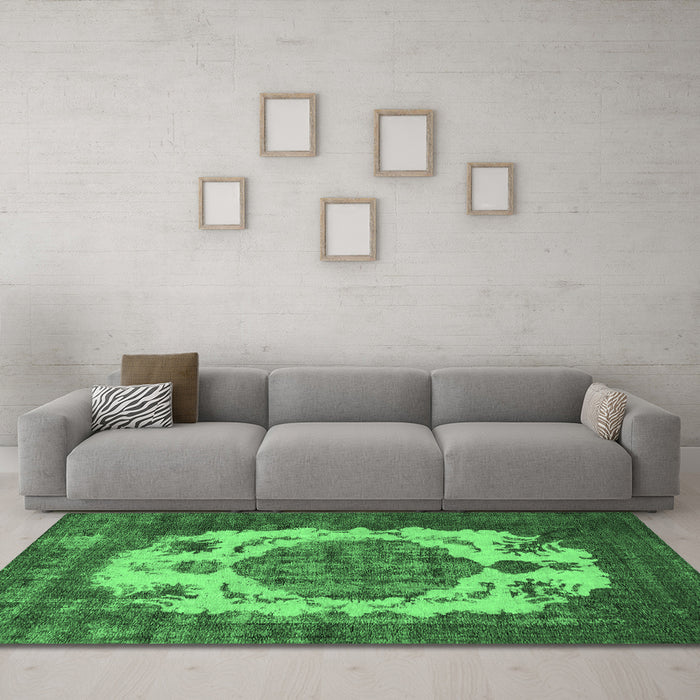 Machine Washable Oriental Emerald Green Industrial Area Rugs in a Living Room,, wshurb2896emgrn