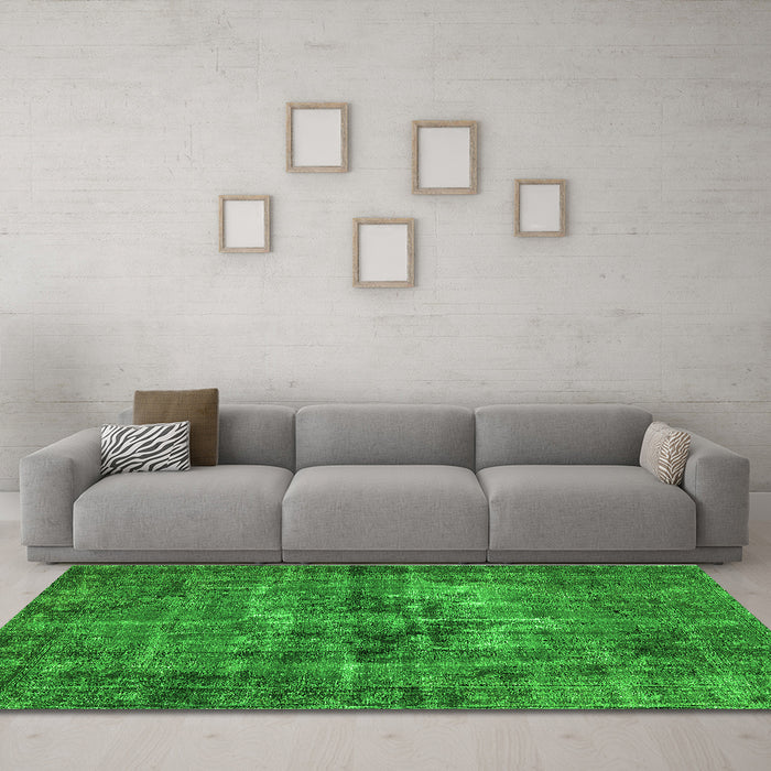Machine Washable Oriental Green Industrial Area Rugs in a Living Room,, wshurb2897grn