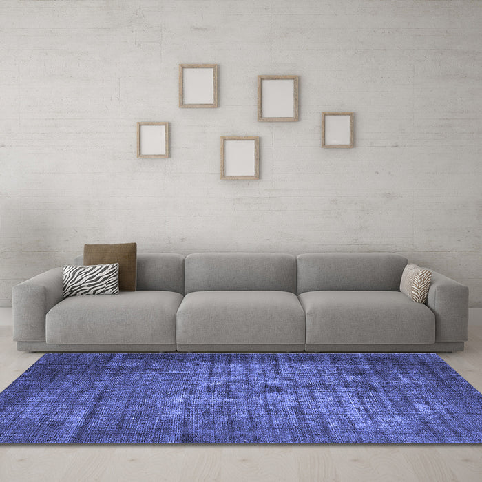 Machine Washable Oriental Blue Industrial Rug in a Living Room, wshurb2900blu