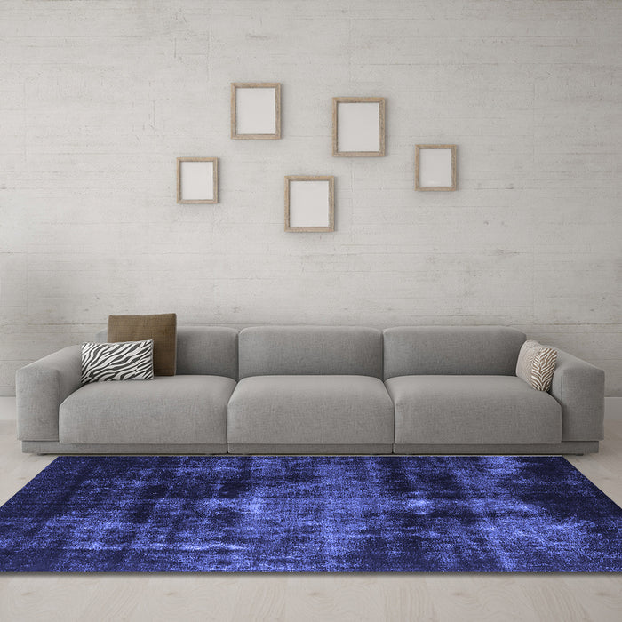 Machine Washable Oriental Blue Industrial Rug in a Living Room, wshurb2901blu