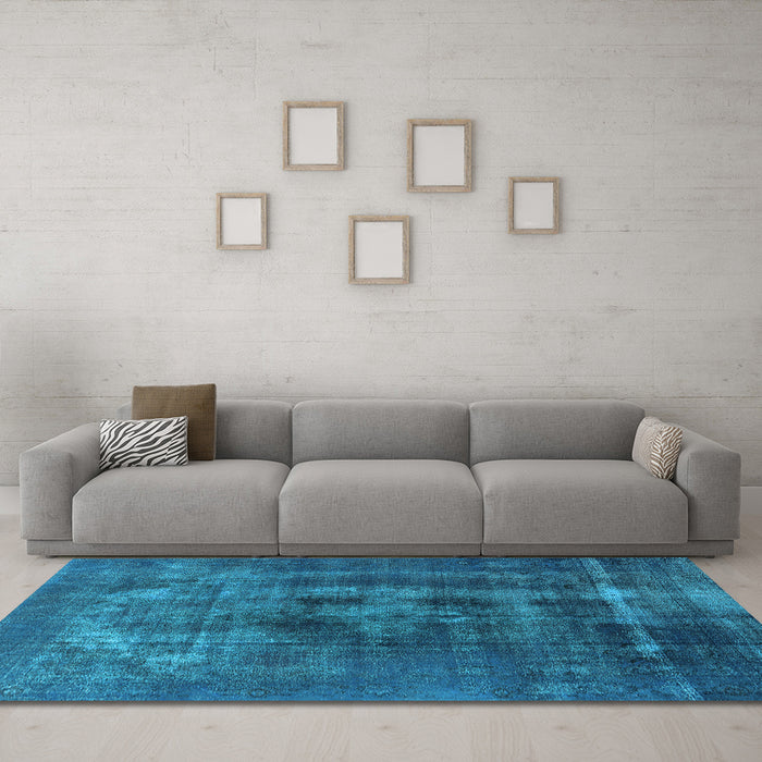 Machine Washable Oriental Light Blue Industrial Rug in a Living Room, wshurb2904lblu