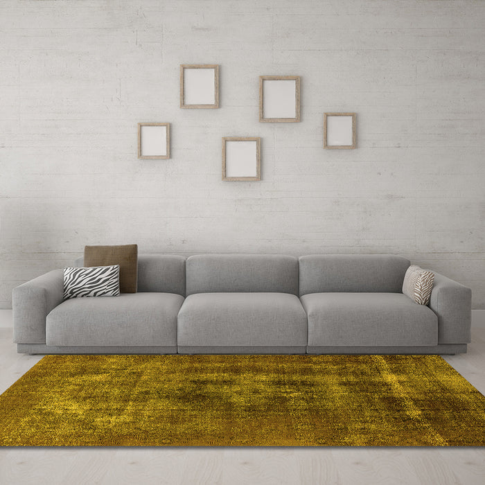 Machine Washable Oriental Yellow Industrial Rug in a Living Room, wshurb2904yw