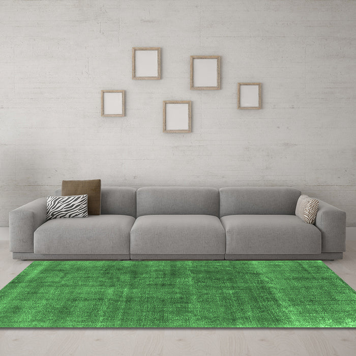 Machine Washable Oriental Emerald Green Industrial Area Rugs in a Living Room,, wshurb2906emgrn