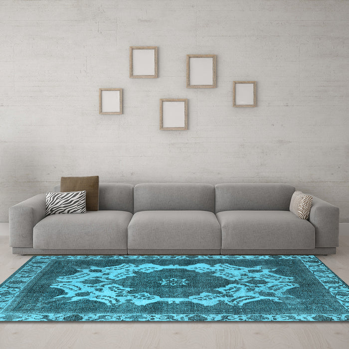 Machine Washable Oriental Light Blue Industrial Rug in a Living Room, wshurb2910lblu