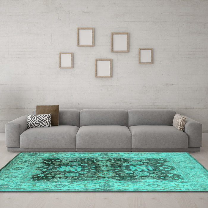 Machine Washable Oriental Turquoise Traditional Area Rugs in a Living Room,, wshurb2911turq