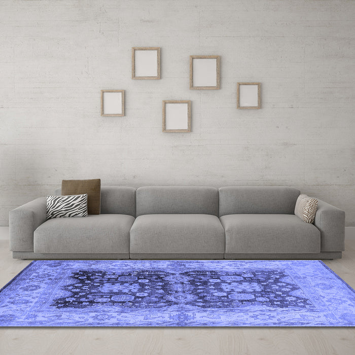Machine Washable Oriental Blue Traditional Rug in a Living Room, wshurb2911blu