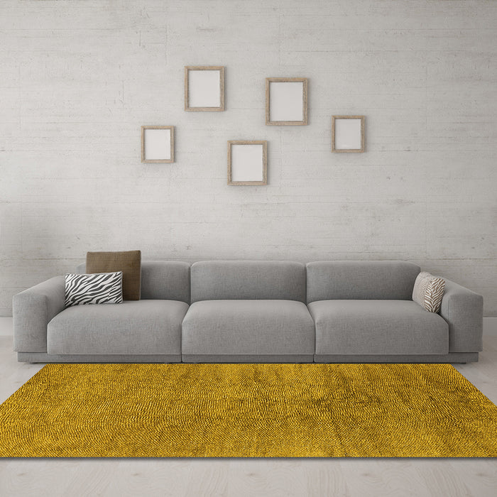 Machine Washable Oriental Yellow Industrial Rug in a Living Room, wshurb2913yw