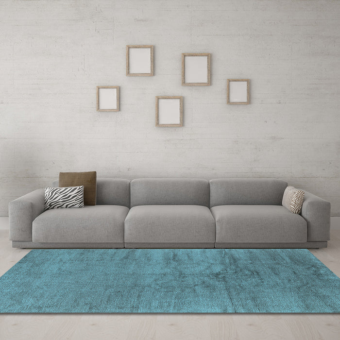 Machine Washable Oriental Light Blue Industrial Rug in a Living Room, wshurb2913lblu