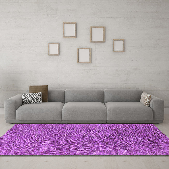 Machine Washable Oriental Purple Industrial Area Rugs in a Living Room, wshurb2913pur