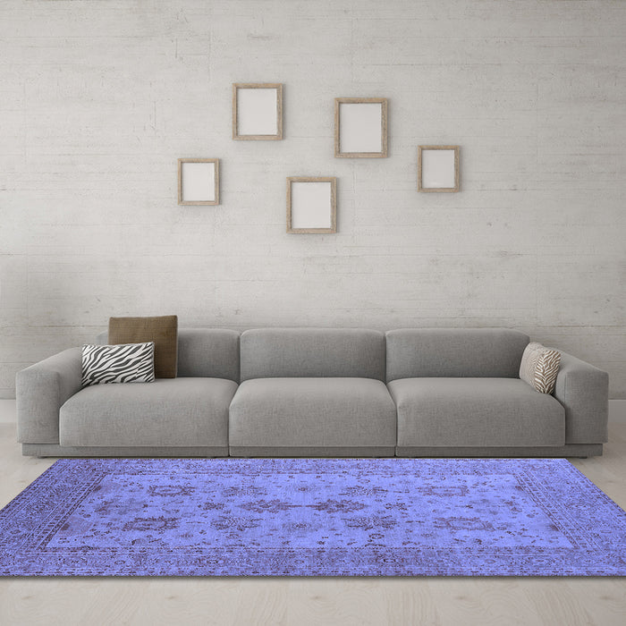 Machine Washable Oriental Blue Industrial Rug in a Living Room, wshurb2915blu