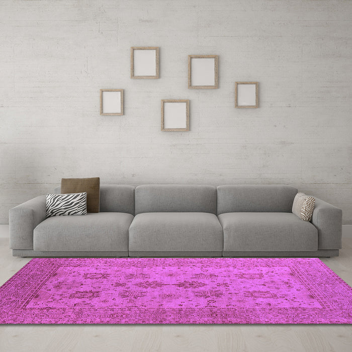 Machine Washable Oriental Purple Industrial Area Rugs in a Living Room, wshurb2915pur