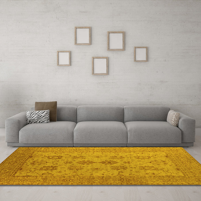Machine Washable Oriental Yellow Industrial Rug in a Living Room, wshurb2915yw