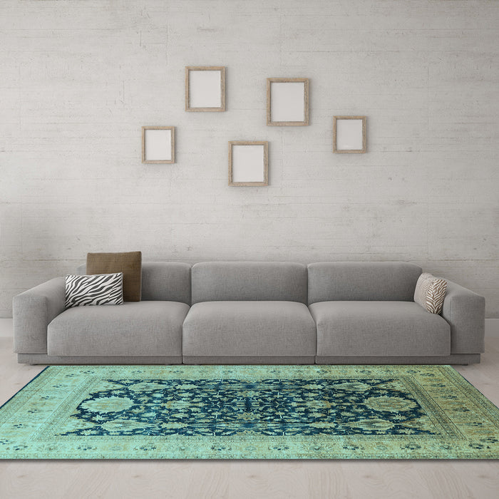 Machine Washable Oriental Light Blue Traditional Rug in a Living Room, wshurb2916lblu