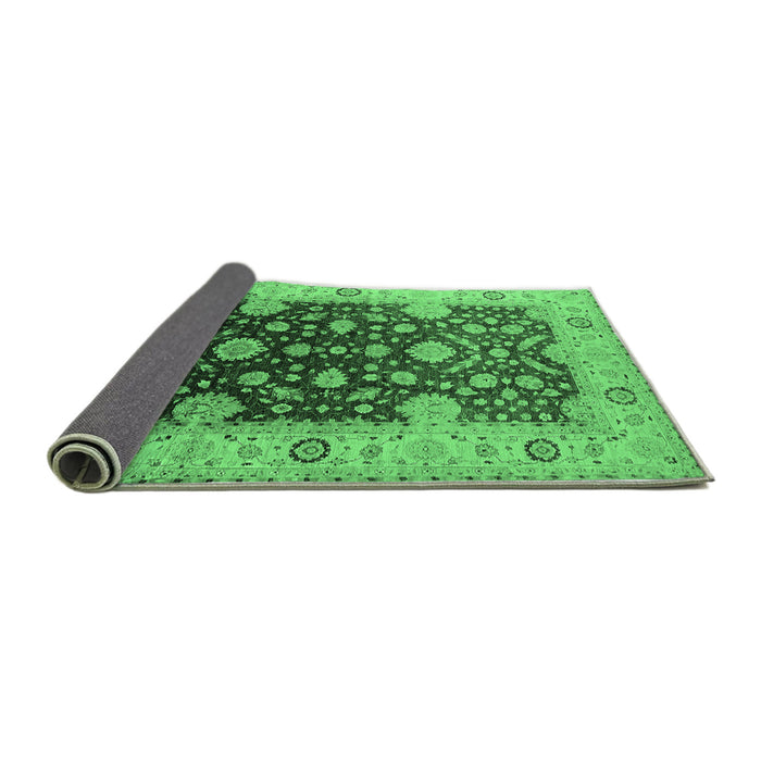 Sideview of Oriental Emerald Green Traditional Rug, urb2917emgrn