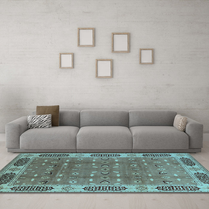 Machine Washable Oriental Light Blue Traditional Rug in a Living Room, wshurb2919lblu