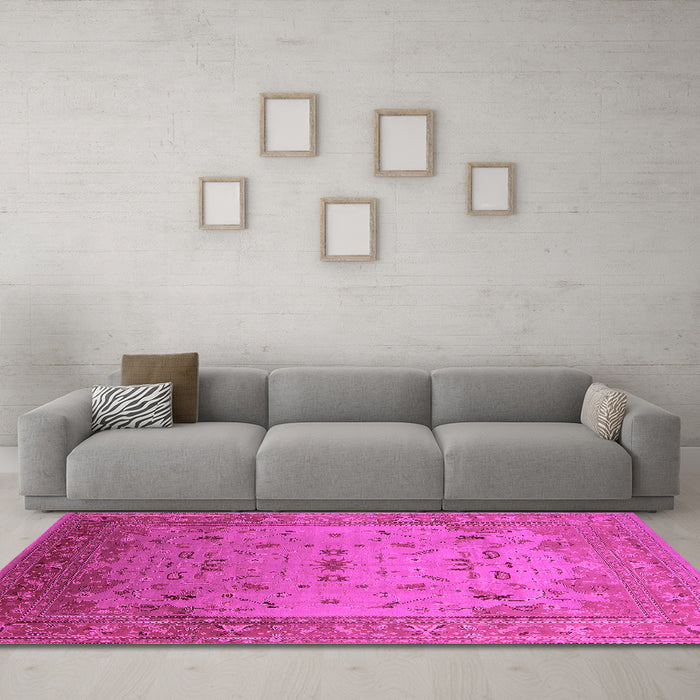 Machine Washable Oriental Pink Traditional Rug in a Living Room, wshurb2921pnk