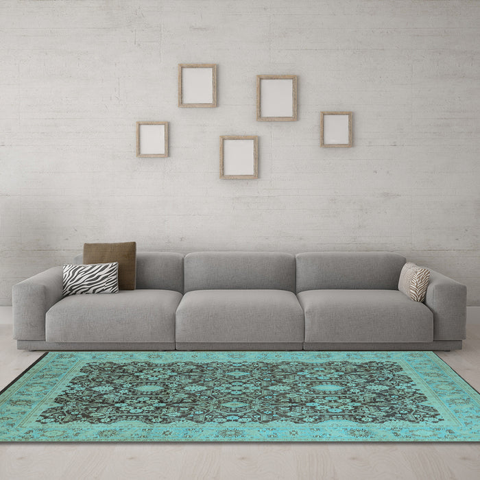 Machine Washable Oriental Light Blue Traditional Rug in a Living Room, wshurb2922lblu