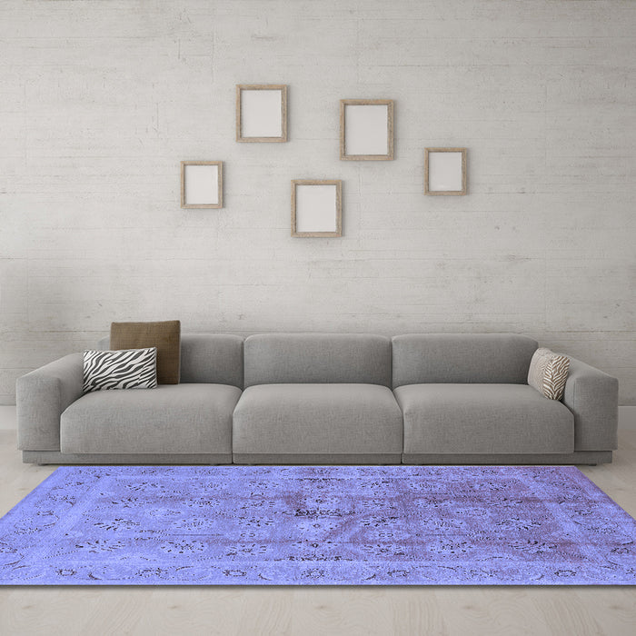 Machine Washable Oriental Blue Industrial Rug in a Living Room, wshurb2925blu