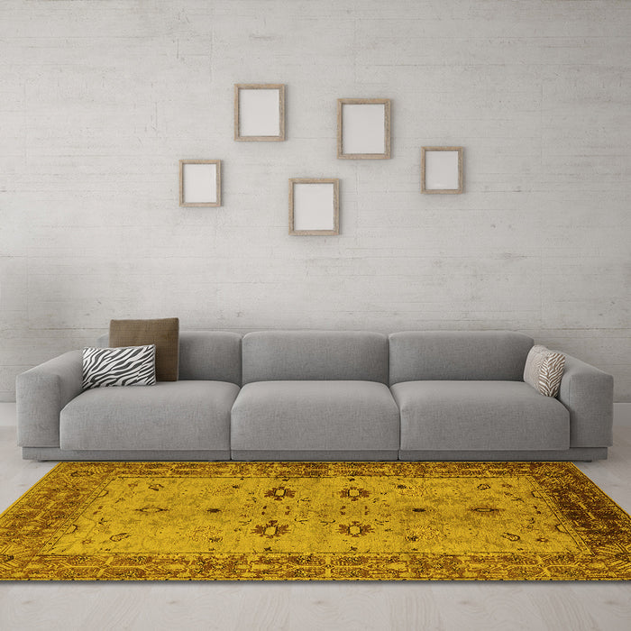 Machine Washable Oriental Yellow Traditional Rug in a Living Room, wshurb2928yw