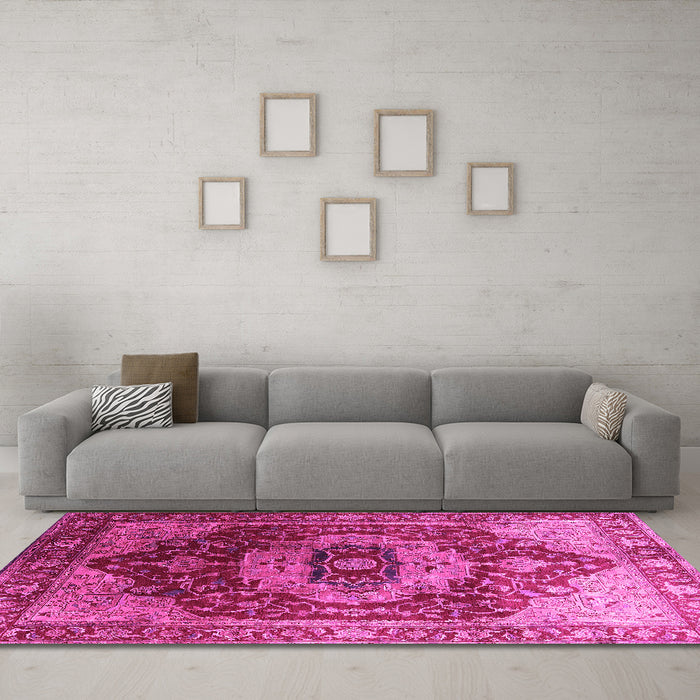 Machine Washable Persian Pink Traditional Rug in a Living Room, wshurb2930pnk