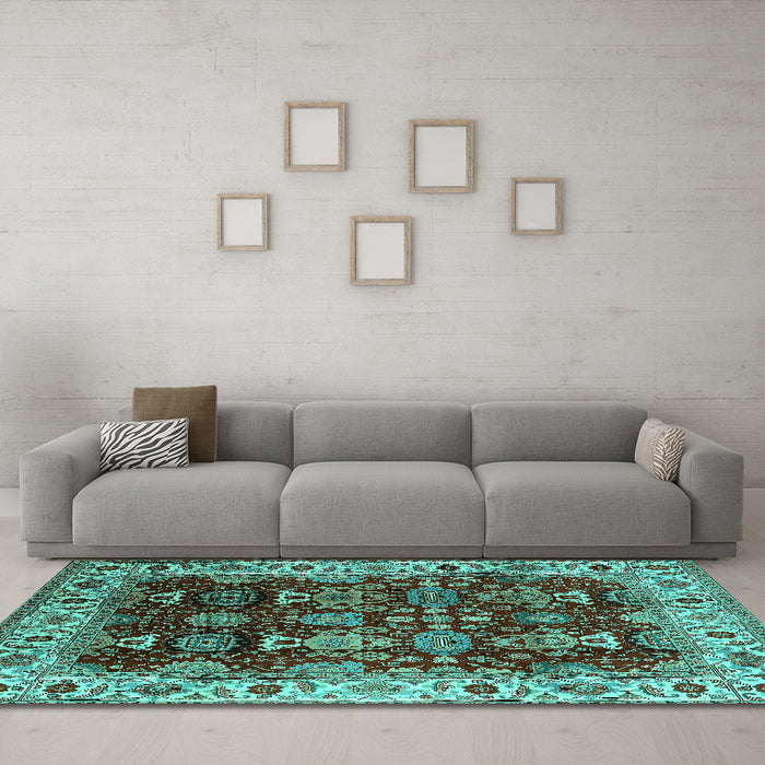 Machine Washable Oriental Turquoise Traditional Area Rugs in a Living Room,, wshurb2933turq
