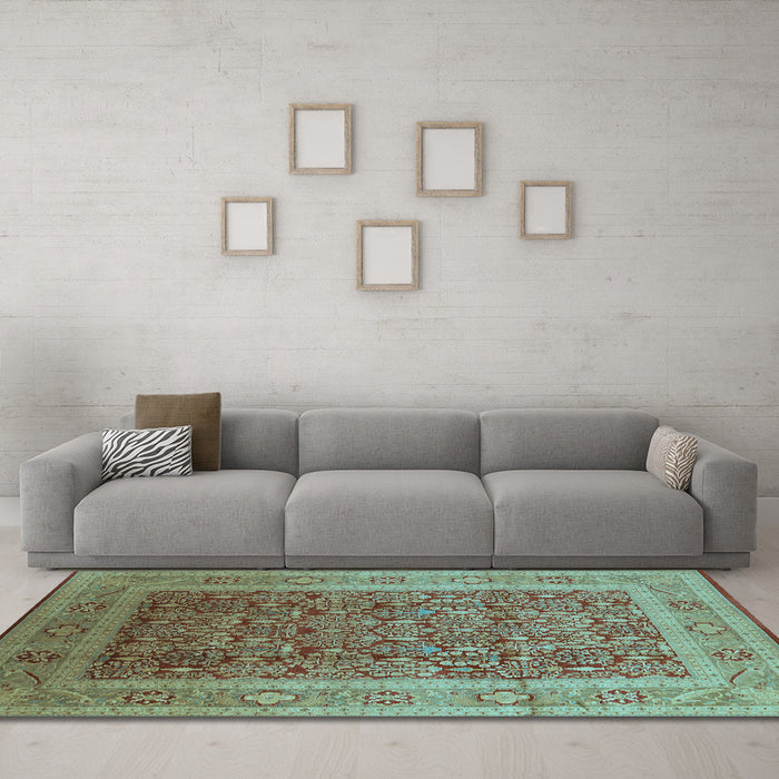Machine Washable Oriental Light Blue Traditional Rug in a Living Room, wshurb2934lblu