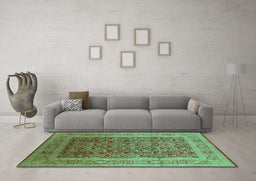 Machine Washable Oriental Turquoise Traditional Area Rugs in a Living Room,, wshurb2934turq