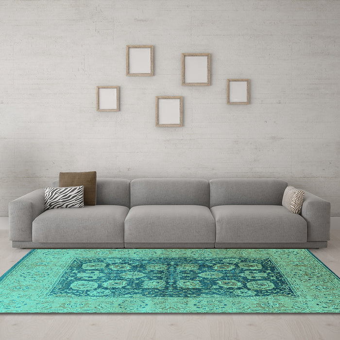 Machine Washable Oriental Turquoise Traditional Area Rugs in a Living Room,, wshurb2935turq