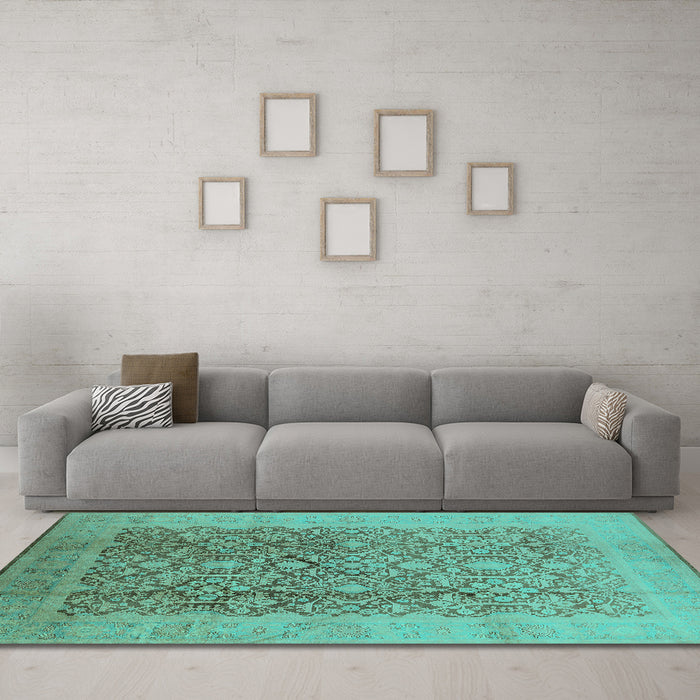 Machine Washable Oriental Turquoise Traditional Area Rugs in a Living Room,, wshurb2937turq