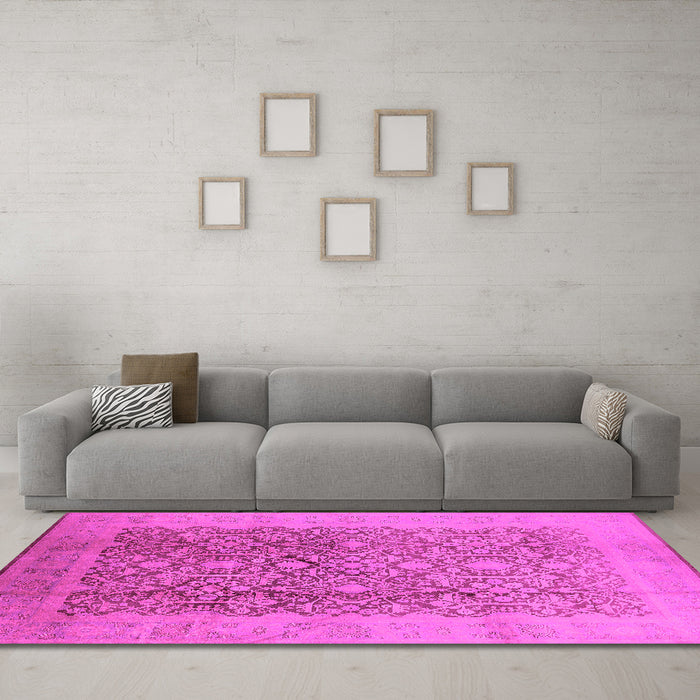 Machine Washable Oriental Pink Traditional Rug in a Living Room, wshurb2937pnk