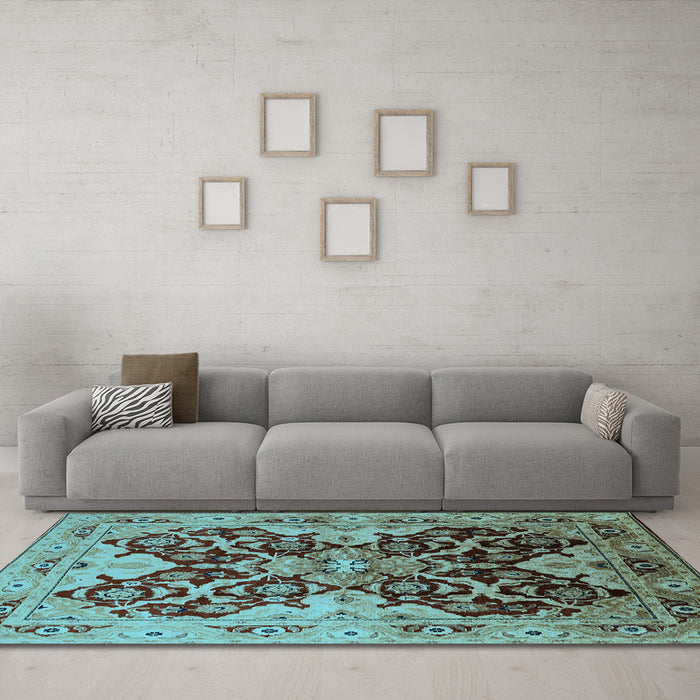 Machine Washable Oriental Light Blue Traditional Rug in a Living Room, wshurb2941lblu