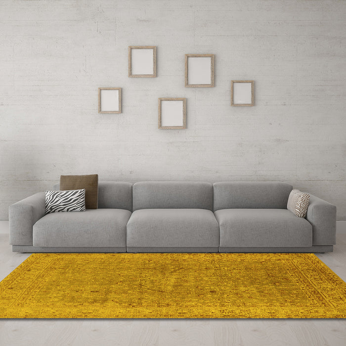 Machine Washable Oriental Yellow Industrial Rug in a Living Room, wshurb2942yw