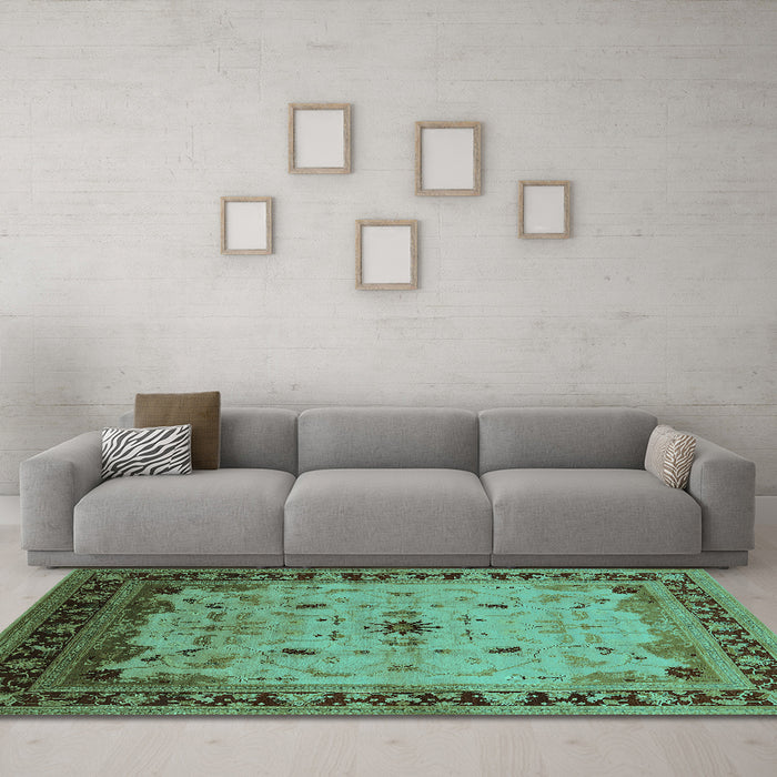 Machine Washable Oriental Turquoise Traditional Area Rugs in a Living Room,, wshurb2943turq