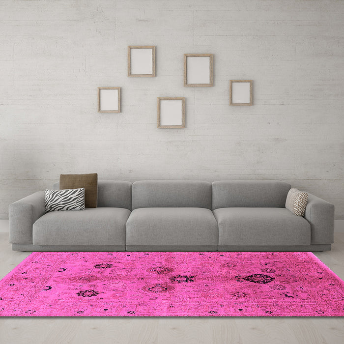 Machine Washable Oriental Pink Industrial Rug in a Living Room, wshurb2944pnk