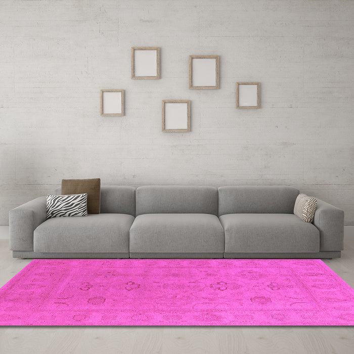 Machine Washable Oriental Pink Traditional Rug in a Living Room, wshurb2946pnk